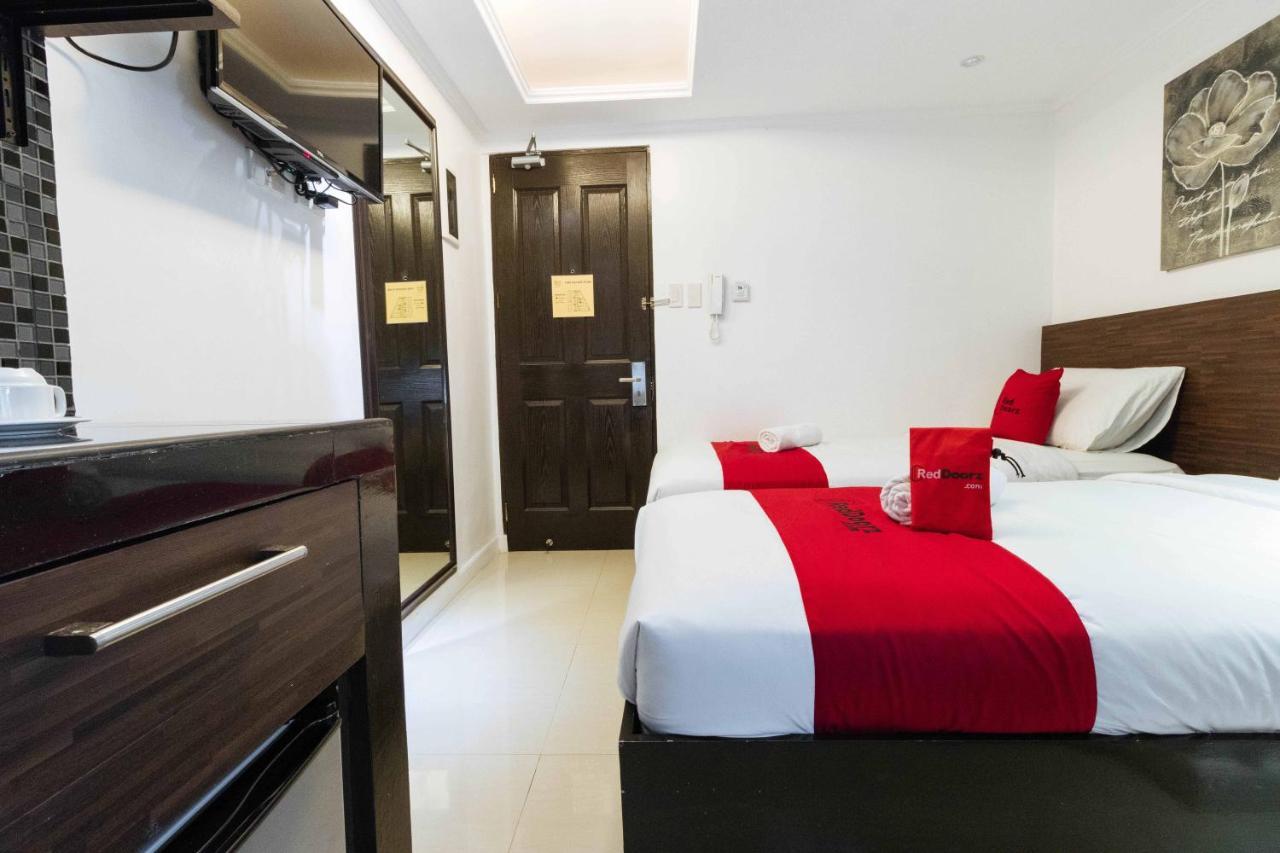 Reddoorz Plus @ Poblacion Makati Makati City Екстериор снимка
