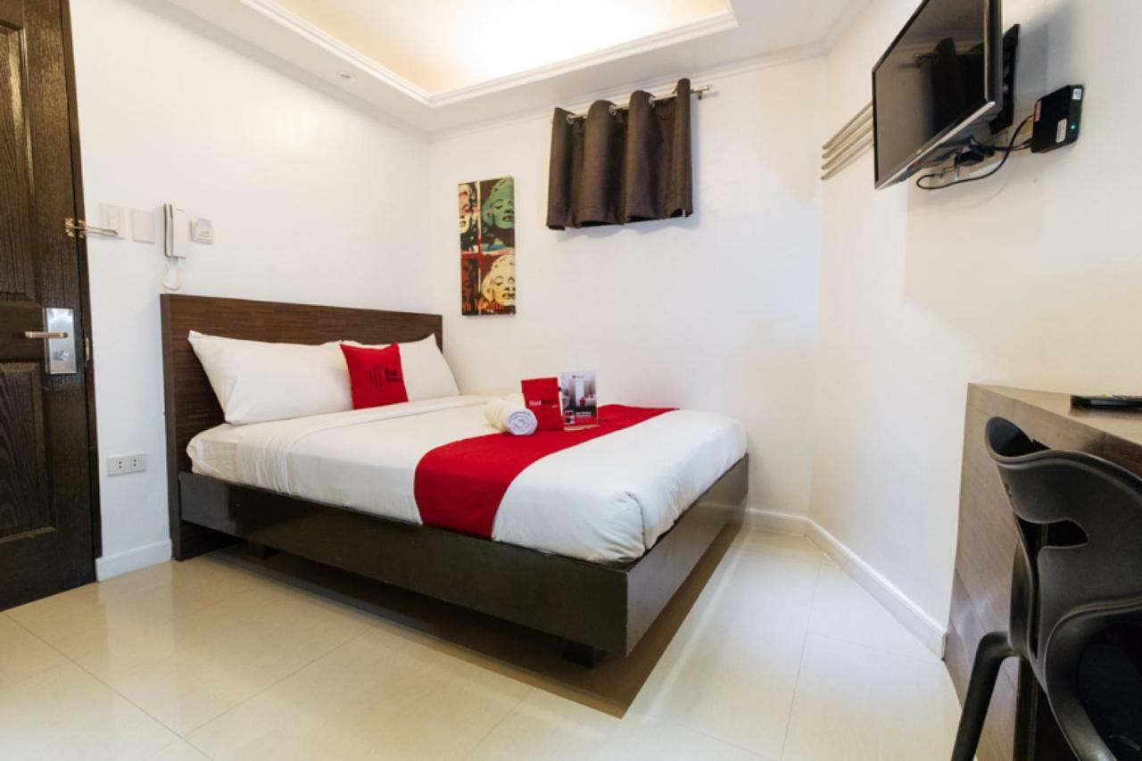 Reddoorz Plus @ Poblacion Makati Makati City Екстериор снимка